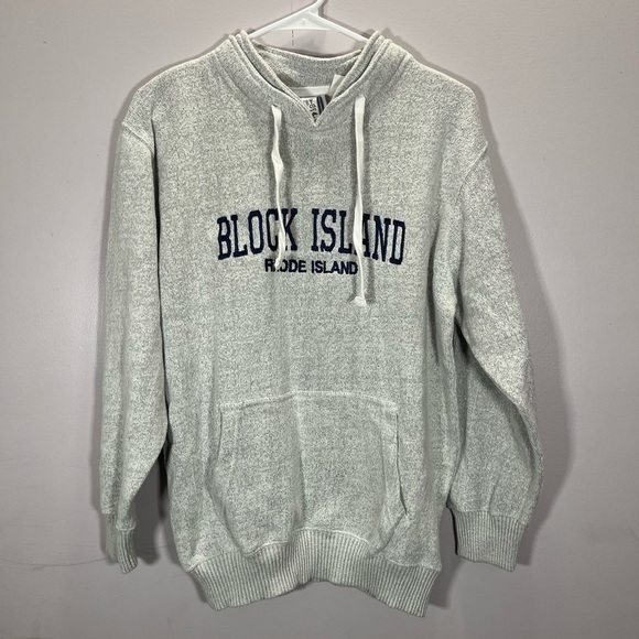 NEW ESY Surf Co Women’s Grey Block Island Rhode Island Embroidered Pullover Top - Picture 3 of 11